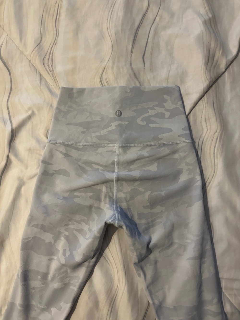 lululemon athletica Girls' Light Gray Camo High-Rise Leggings
